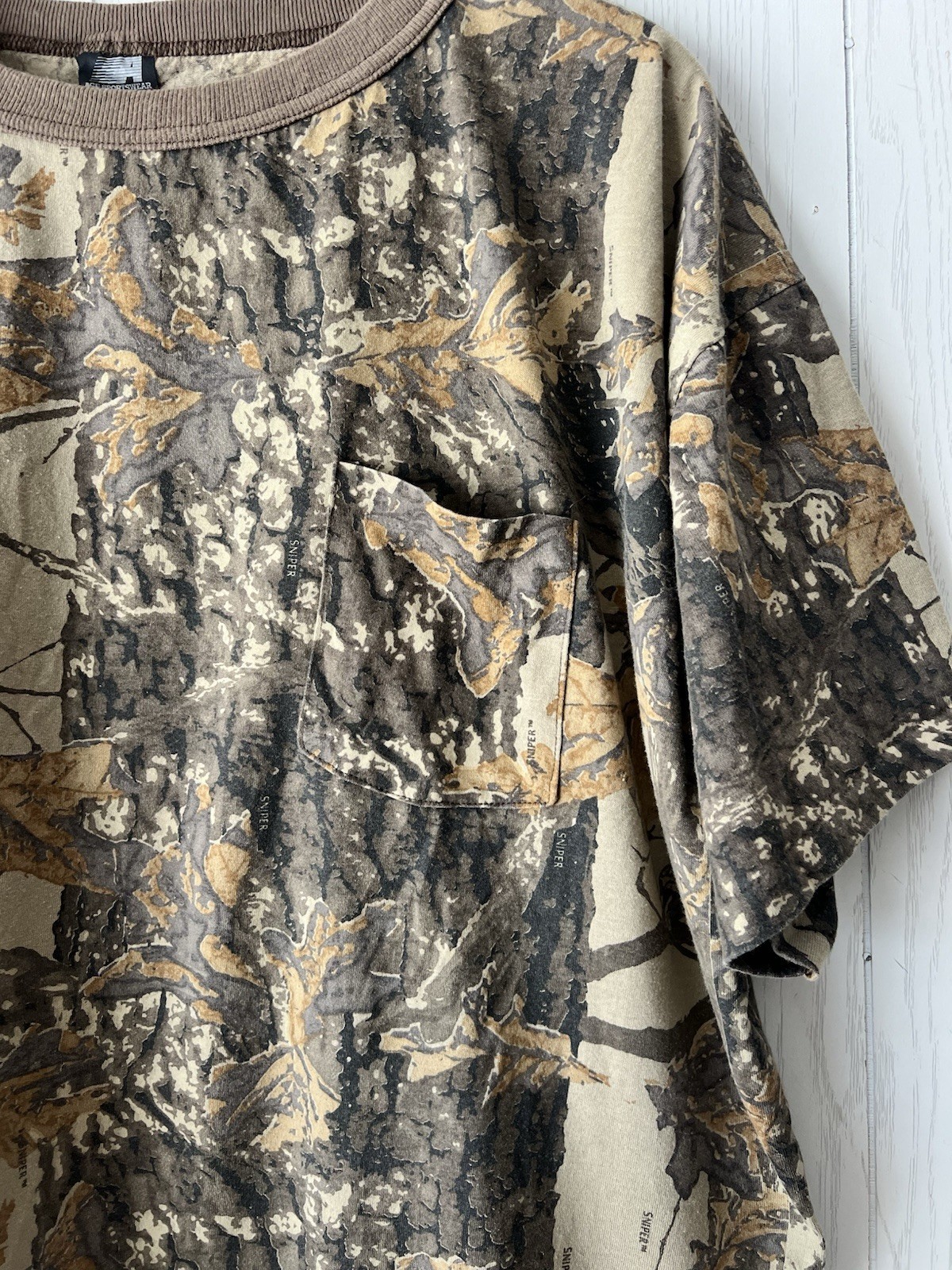 Vintage ACE SPORTSWEAR T-Shirt Mens 2XL 90s BOXY Sniper Camo Pocket Hunting USA