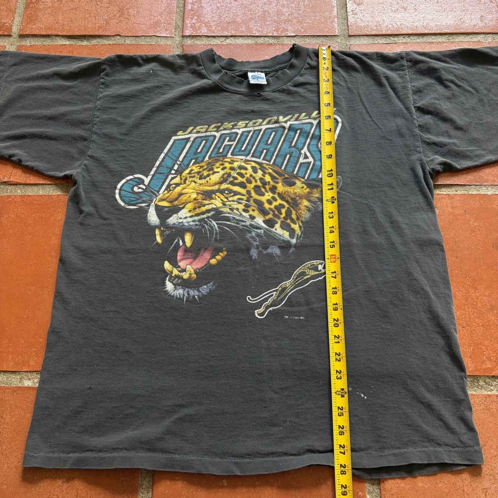 Vtg Jacksonville Jaguars NFL Football 90s USA T Shirt Salem Faded Size XL