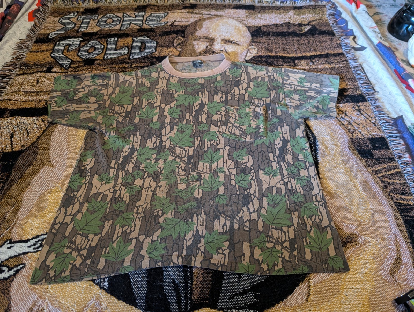 ACE SPORTSWEAR Camo vintage t shirt LARGE Camoflauge Leaf Treebark single stitch