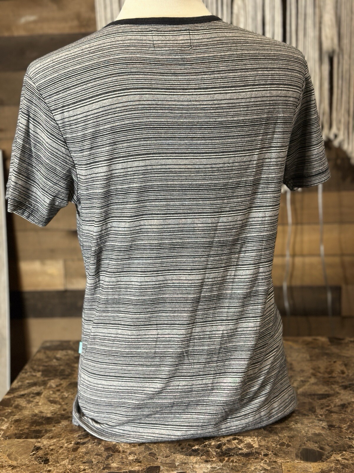 VISSLA Men’s Small Black Striped Front Pocket Crew Neck Short Sleeve T Shirt
