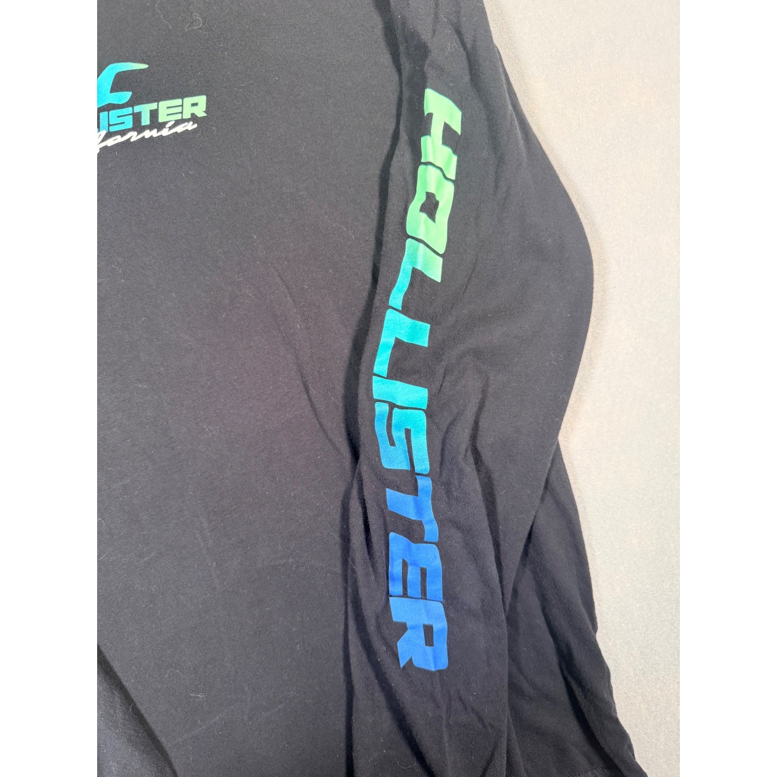 Hollister California Mens XL Long Sleeve Graphic T-Shirt Black Blue Green Logo