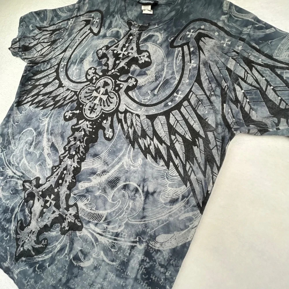 Four Seasons Y2K VINTAGE NWOT Medium Cross Wings T-shirt Affliction style