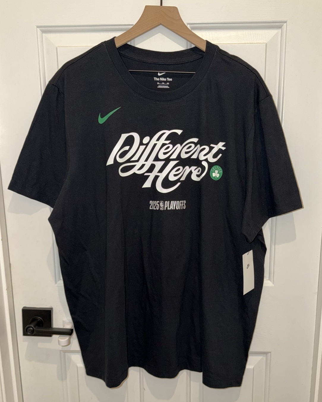 NEW Nike 2025 Playoffs Different Here Celtics Graphic Tee T Shirt Men’s 2XL XXL