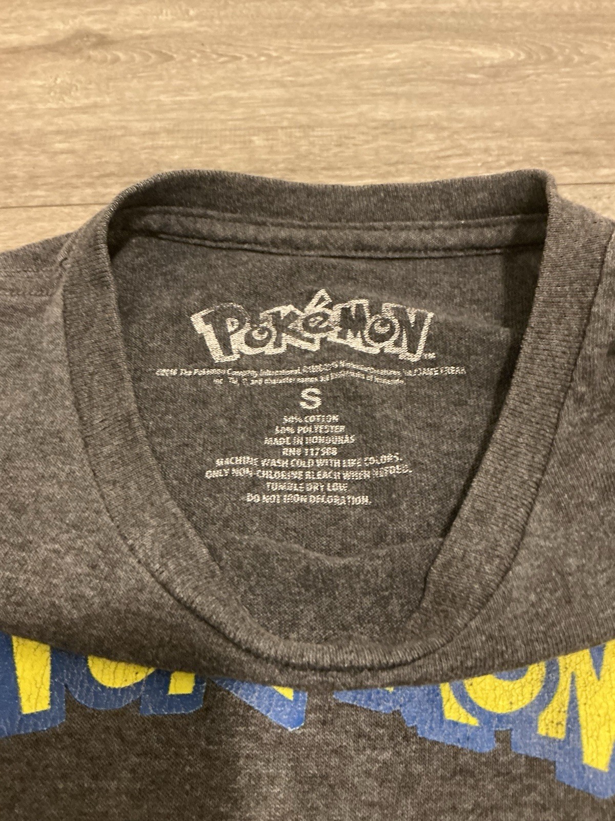 Pokémon Rare Variation Tshirt 2018 Mens S