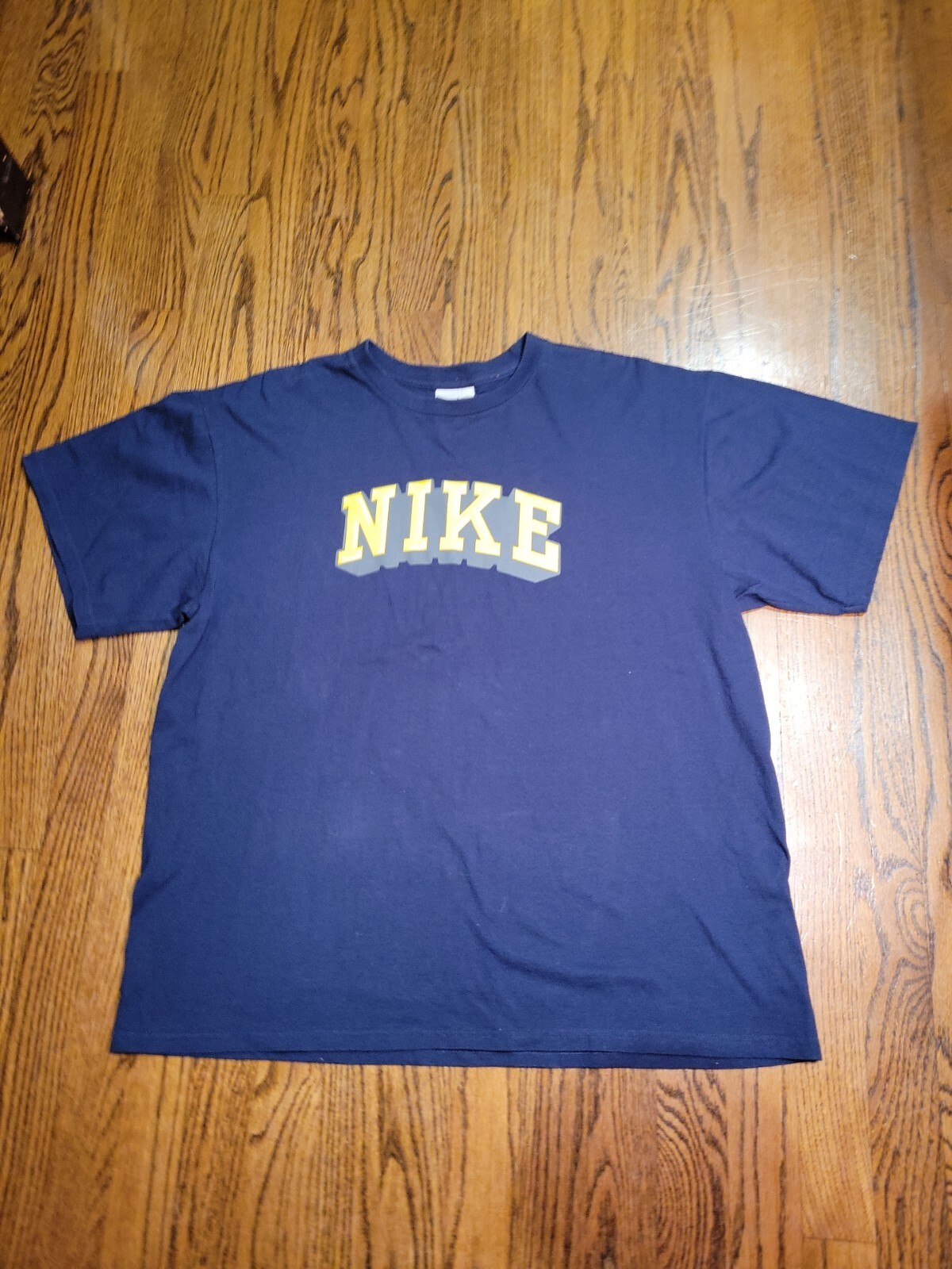 Nike Shirt Large Navy Blue Logo Tee Crew Neck T Shirt Regular Yellow Logo Mens
