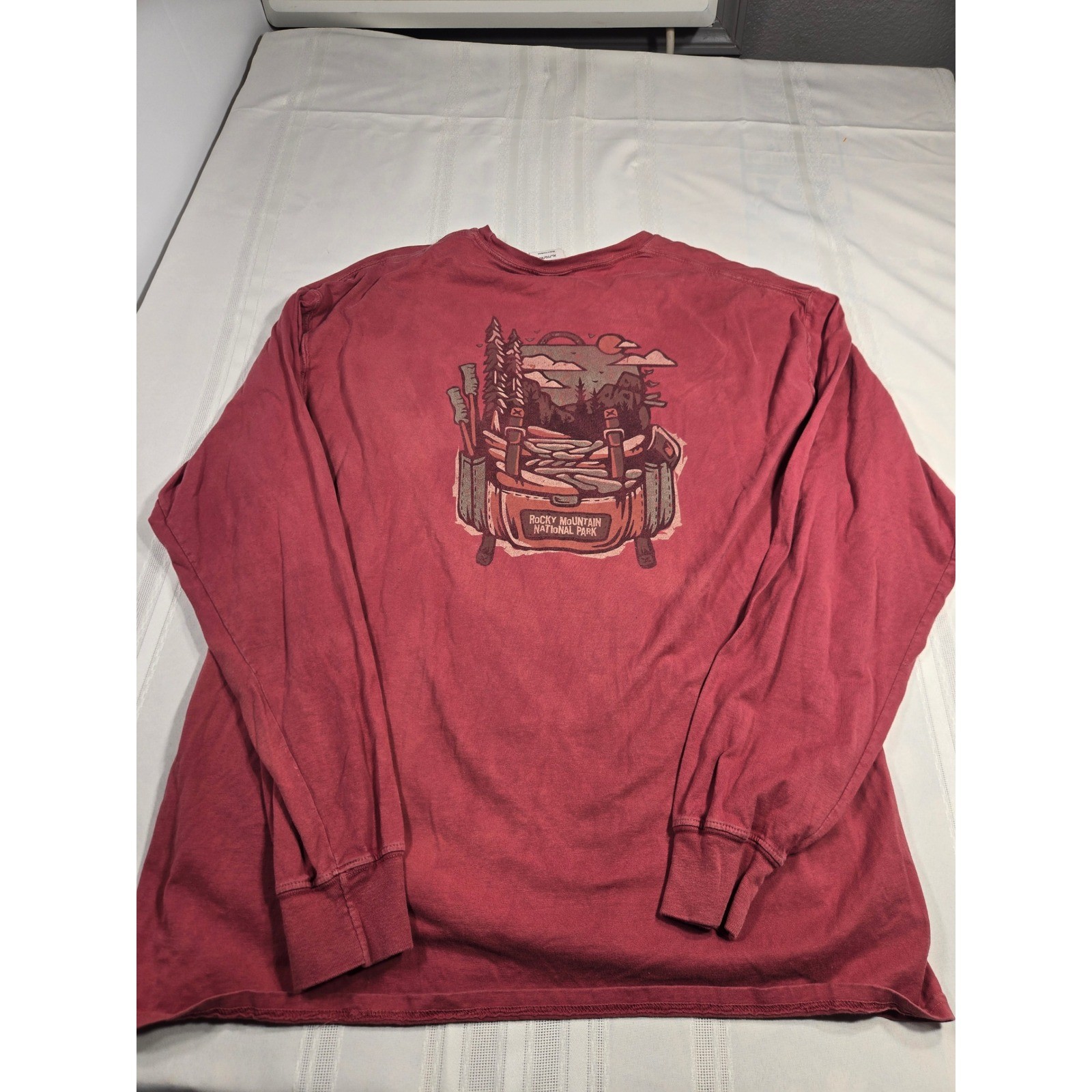 ComfortWash Rocky Mountain National Park Long Sleeve T-Shirt Red XL Cotton
