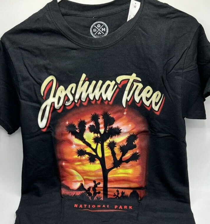 Men&rsquo;s Size S (34/36) Joshua Tree National Park Graphic Short Sleeve Tee Shirt