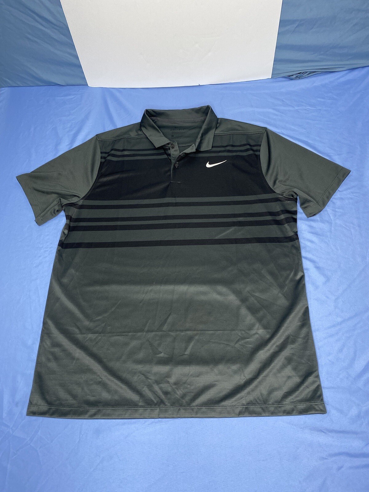 Nike Dri-Fit Golf Shirt / Standard Fit / Black And Gray / Size Large
