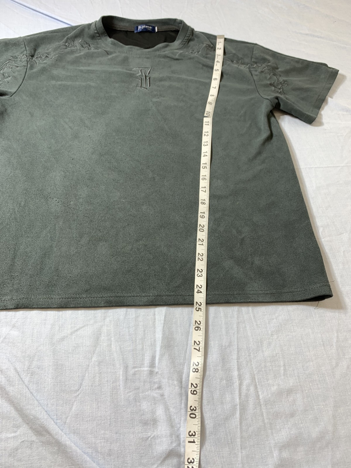 Casual Synthetic Leather Embroidered T-Shirt Men&rsquo;s size M