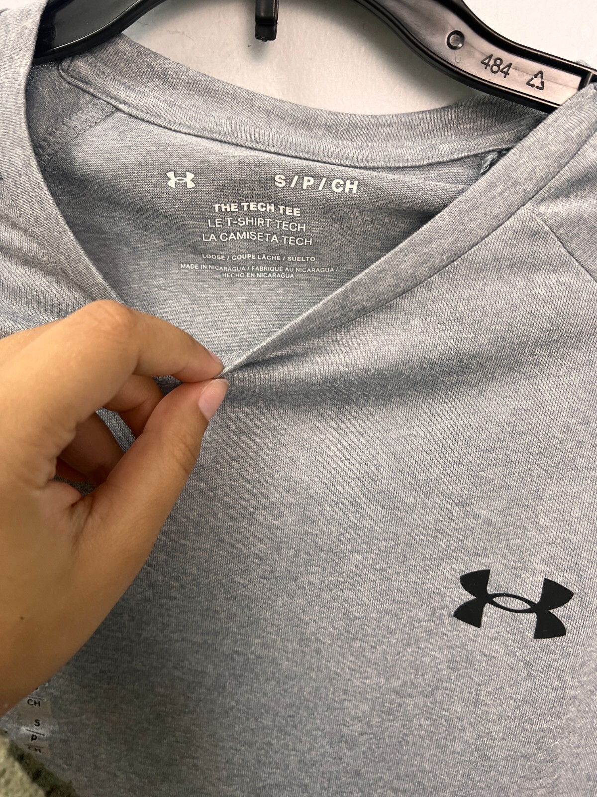 Under Armour Tech 2.0 Men&rsquo;s Grey w/ Black Short Sleeve Shirt Loose Fit Sz Small