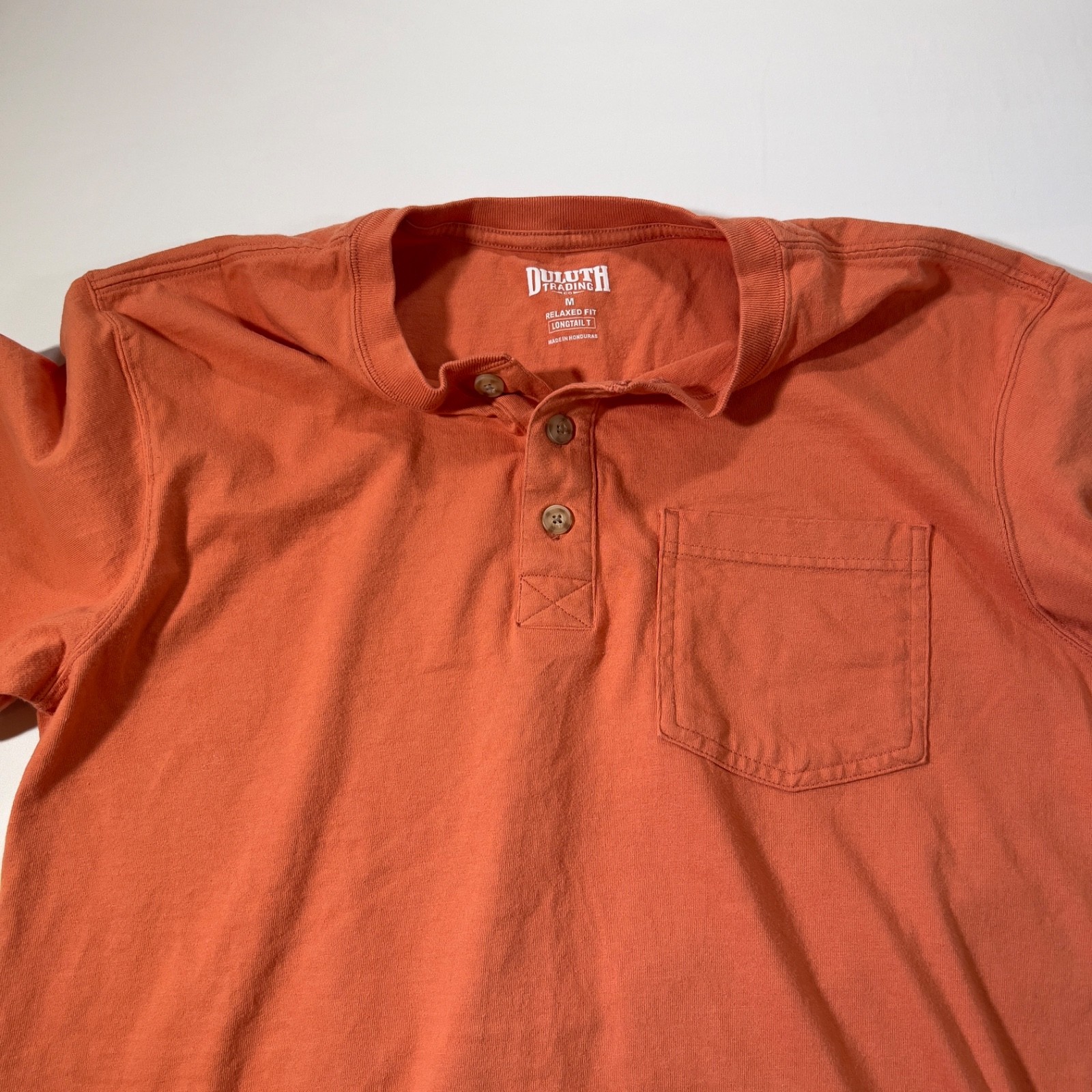 Duluth Trading Co Short Sleeve Pocket Longtail Tee Rust Orange Size Medium