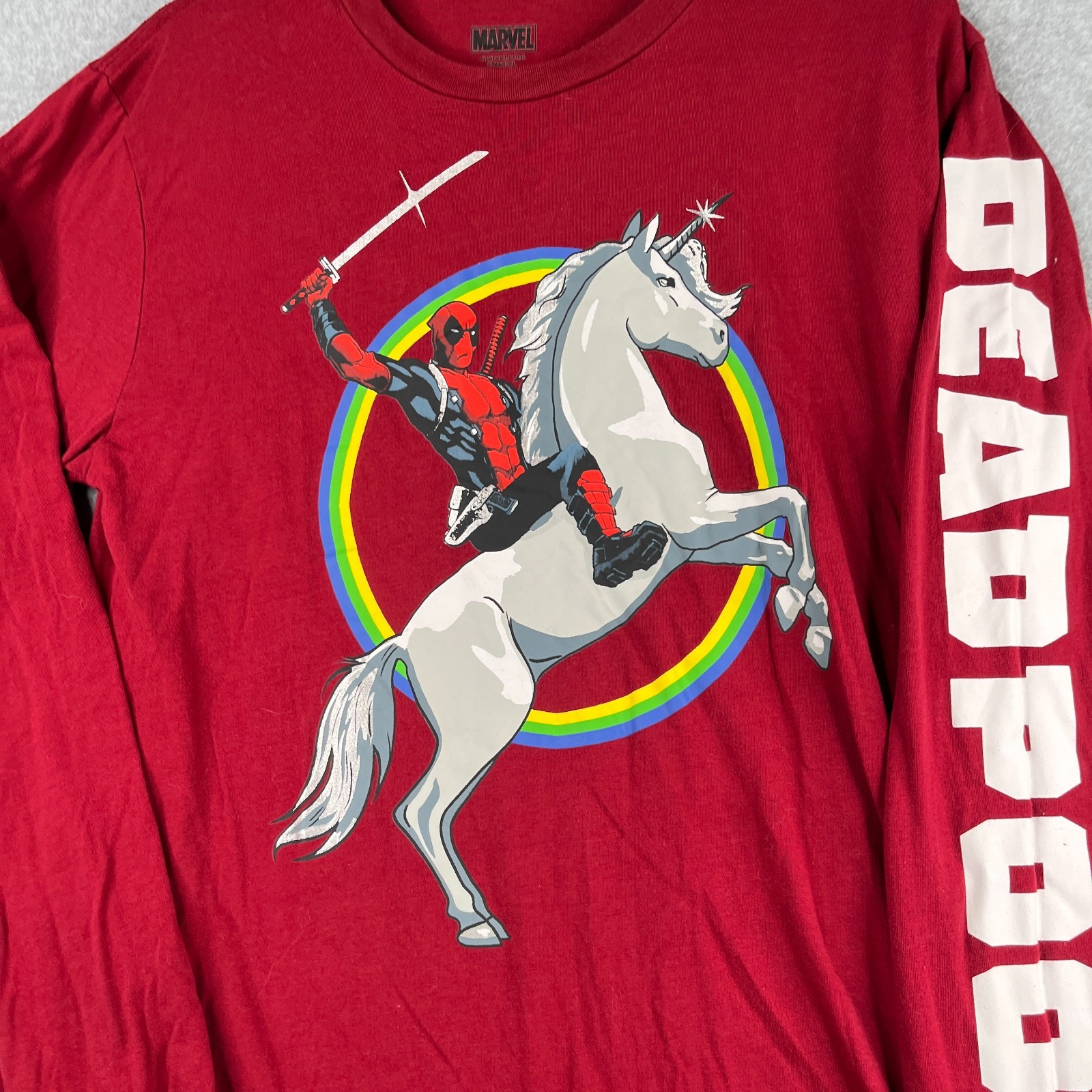 Marvel Deadpool Graphic Print Long SLeeve Shirt Medium Riding Unicorn Pullover