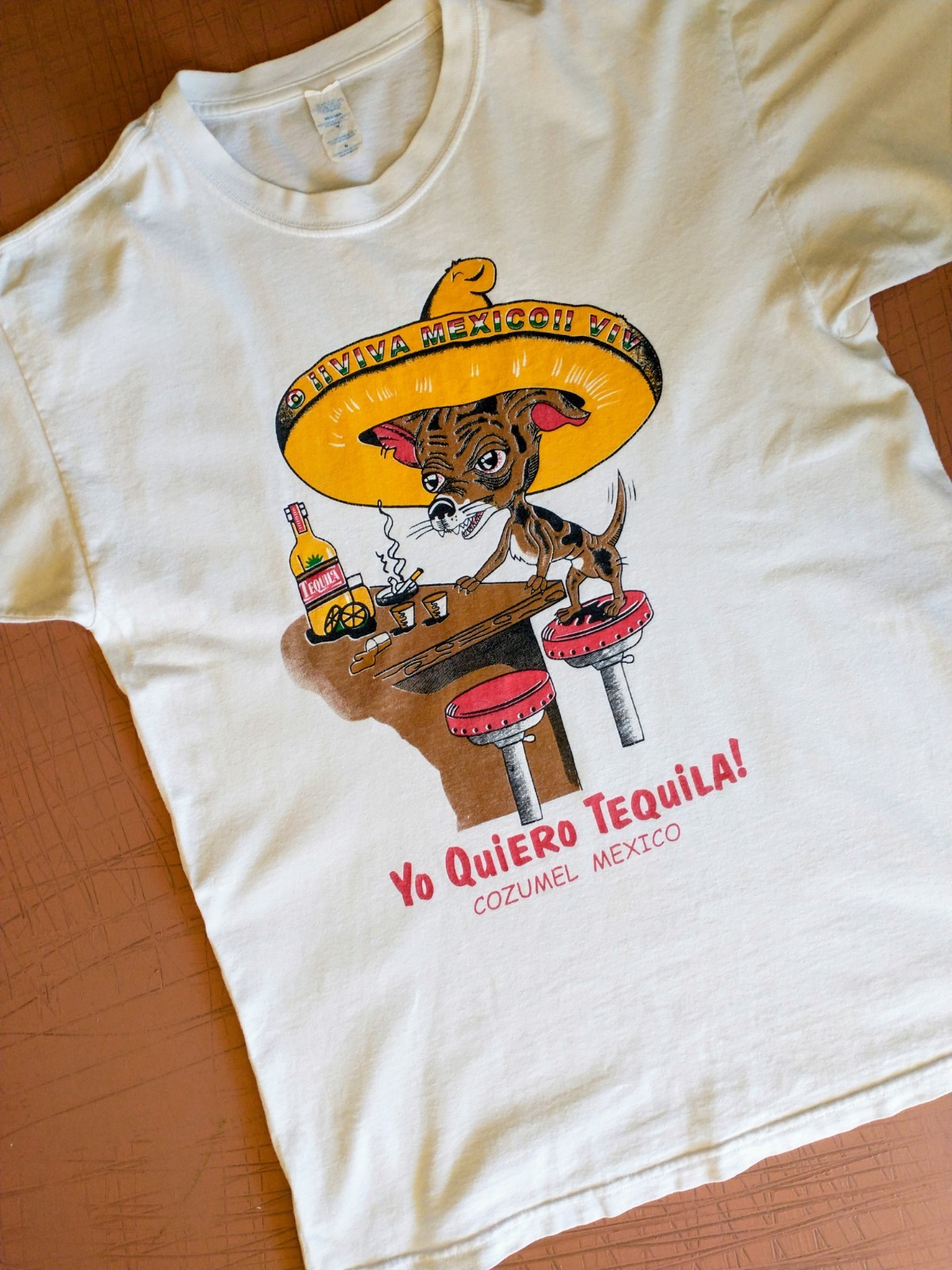 Vintage 1990s tourist souvenir graphic t-shirt « Yo Quiero Tequila » Size Med.
