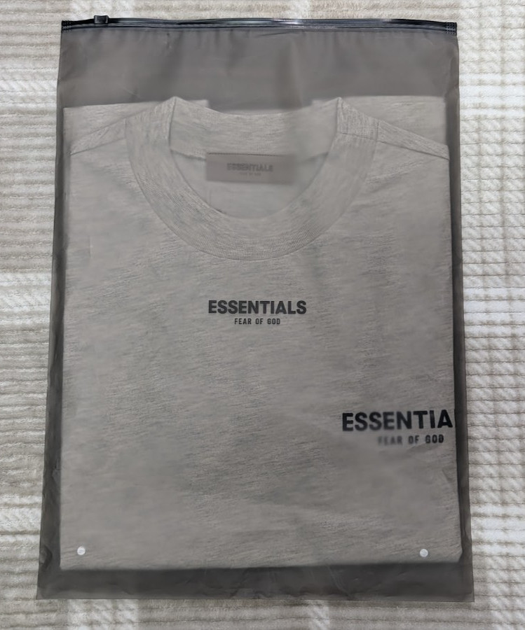 Fear of God Essentials Tee Light Oatmeal Men&rsquo;s S Oversized T-Shirt NWT FOG SS22