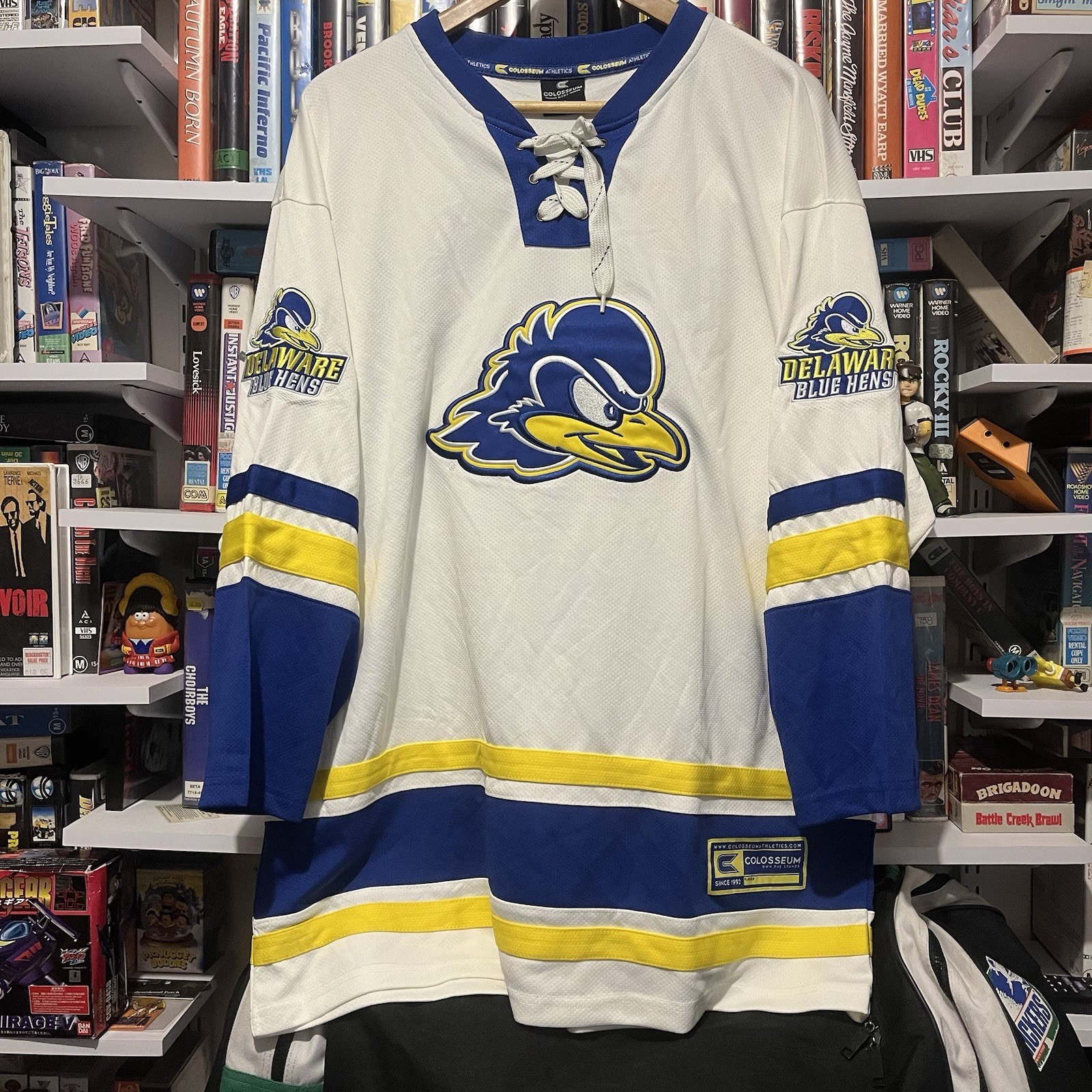 Nwot University Of Delaware Blue Hens Colosseum Hockey Jersey Size XL Retro