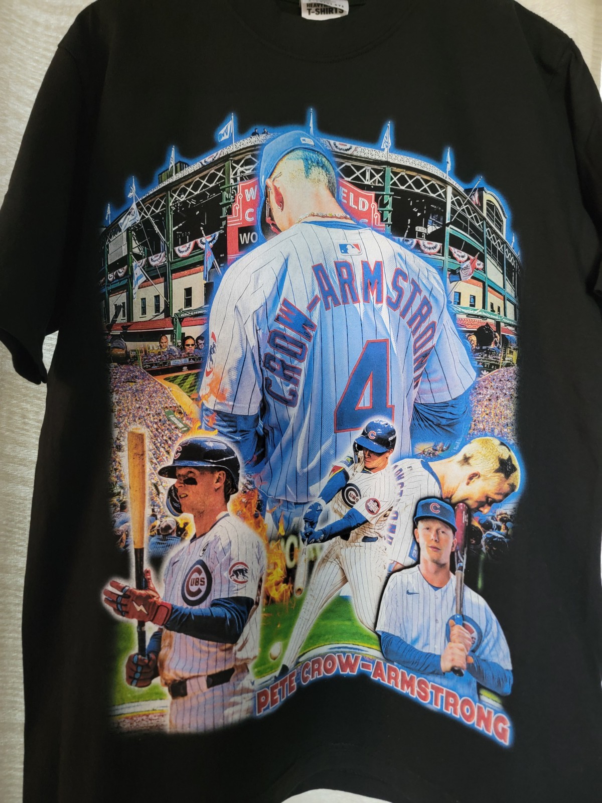 CHICAGO CUBS PCA, PETE CROW ARMSTRONG ON A SHAKA HEAVYWEIGHT T « OVERSIZED FIT