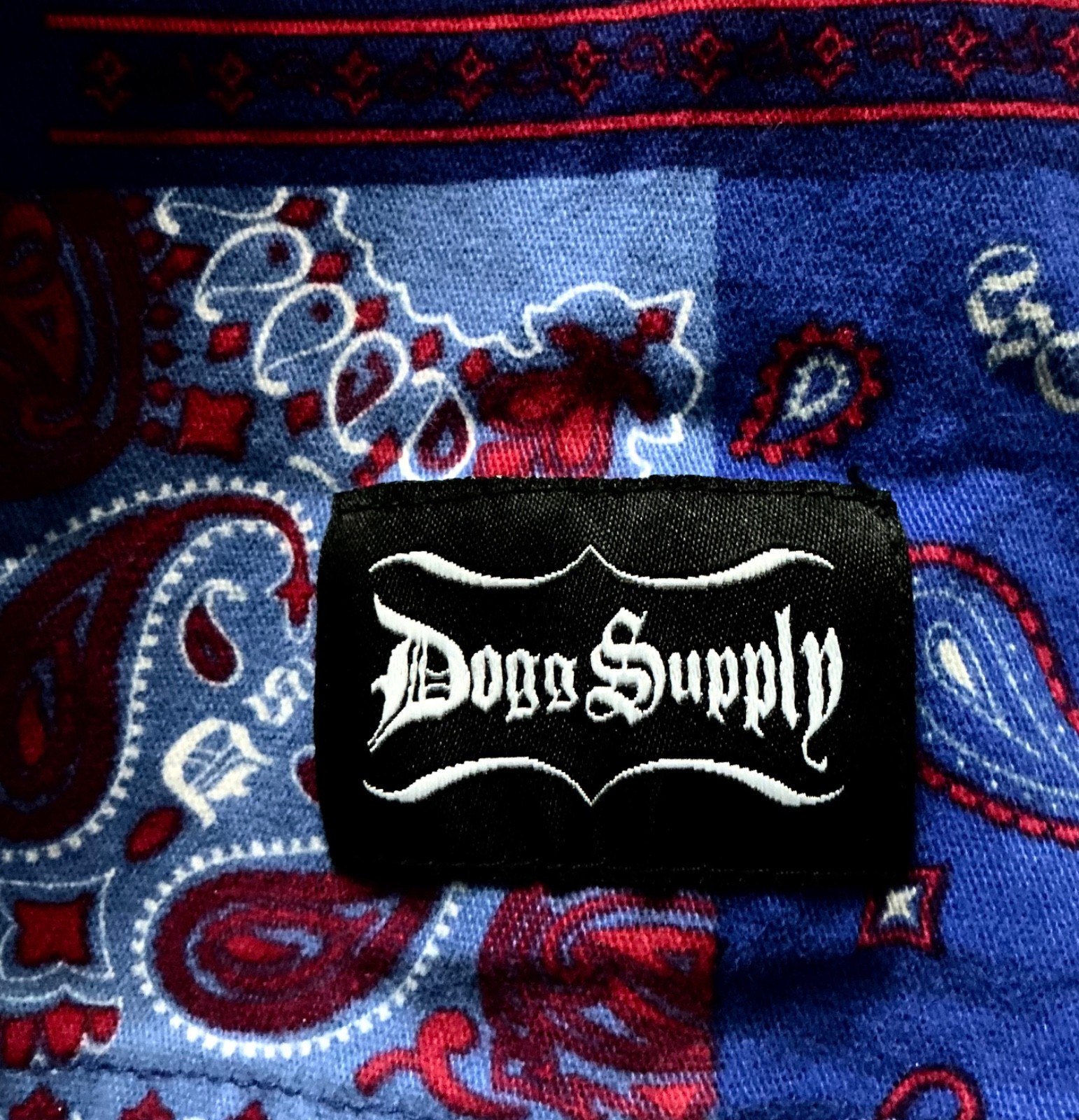 Dogg Supply by Snoop Dog, Men&rsquo;s XL Collar Button Down Bandana Shirt