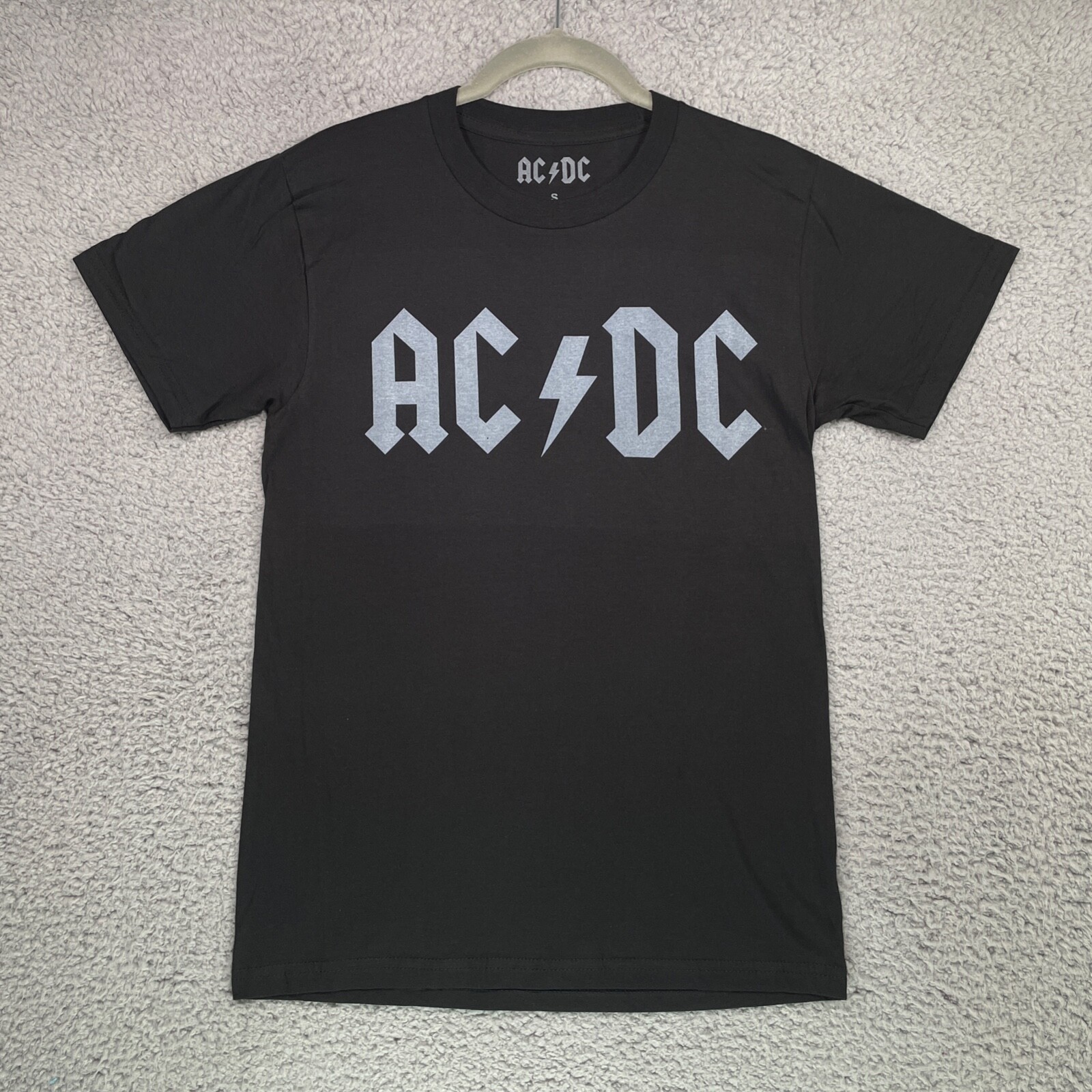 AC/DC Black Concert Band Rock 100% Cotton T Shirt Mens Size Small
