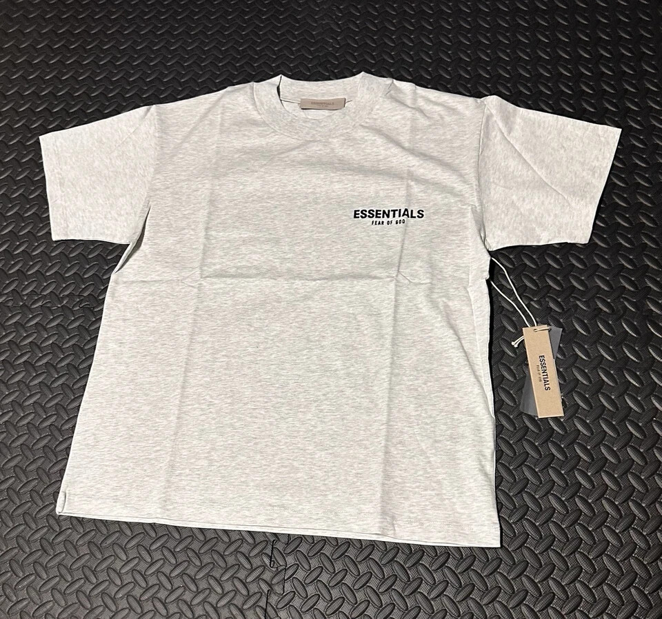 NWT FEAR OF GOD ESSENTIALS T-SHIRT SS22 « Light Oatmeal » AUTHENTIC (SIZE XS-XXL)