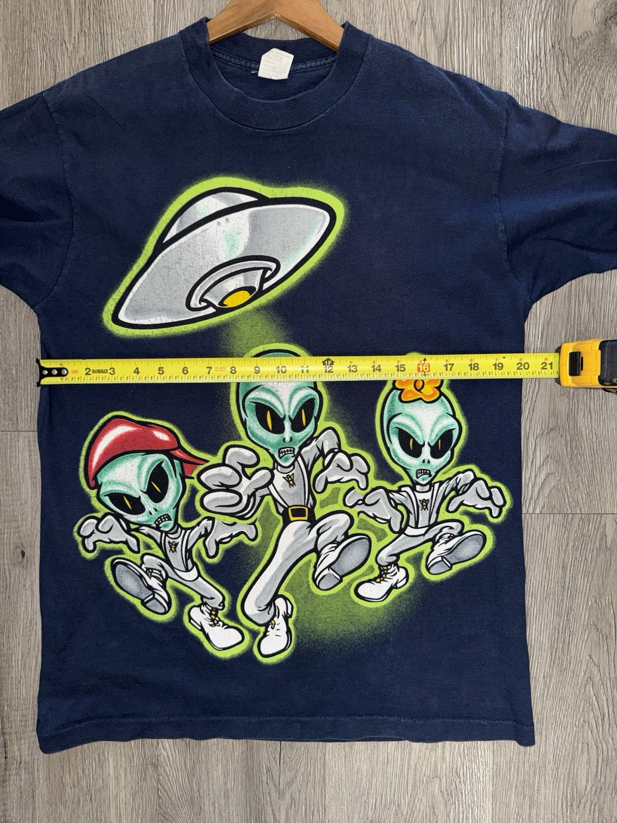 Vintage 1996 Animaniacs Alien UFO Double Sided T Shirt Large 20×26.5