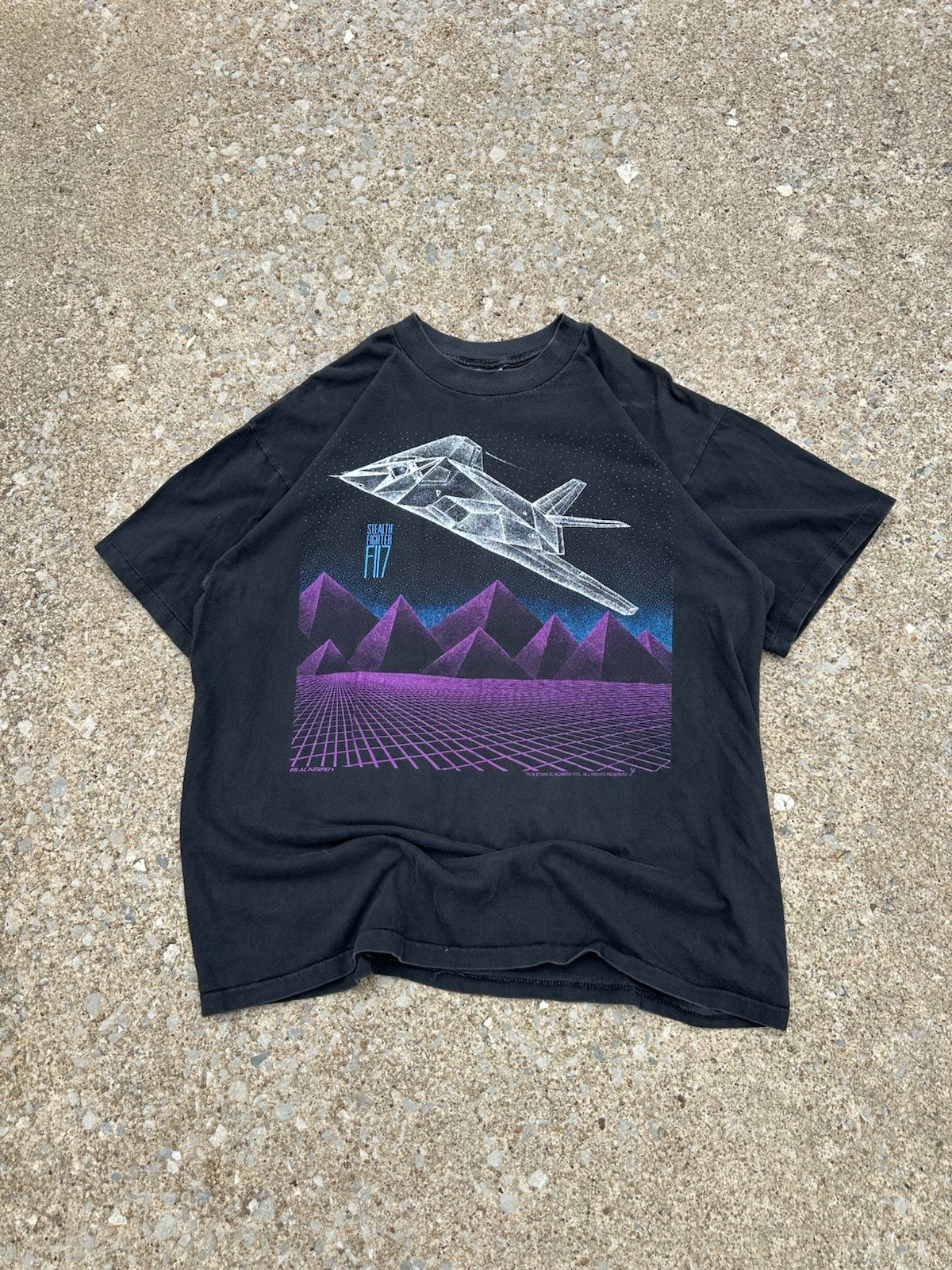 Vintage faded 1989 stealth fighter F117 military shirt