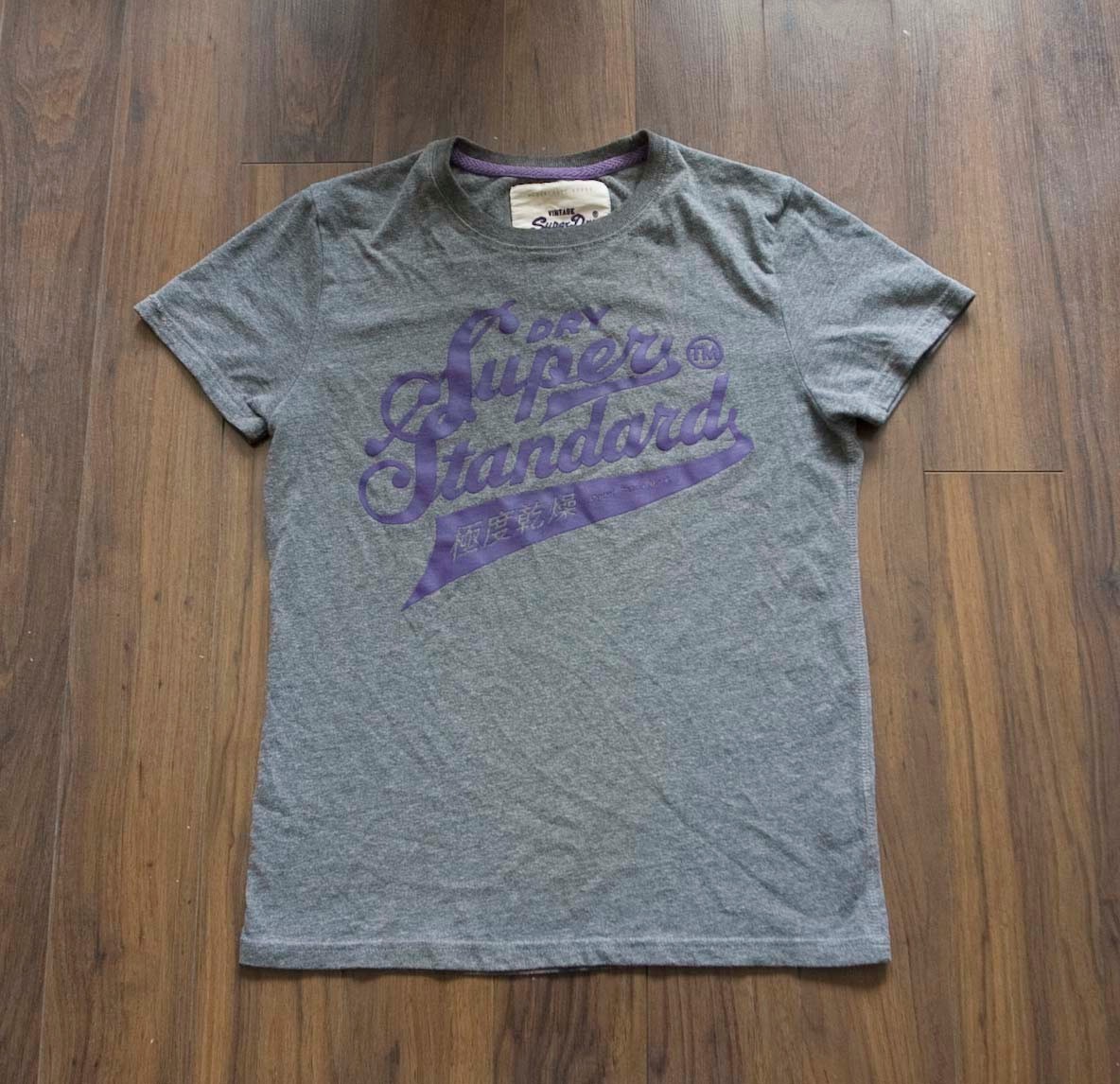Superdry T Shirt Size M Logo Spell Out Gray **07g0810p