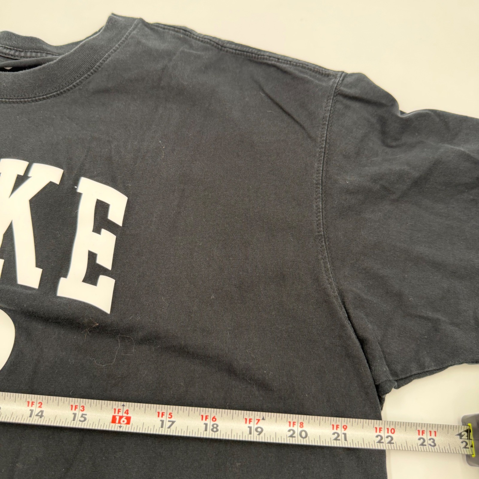 Nike SB Mens Black Collegiate Logo Graphic T-Shirt L DB9966-010 Skateboard Tee