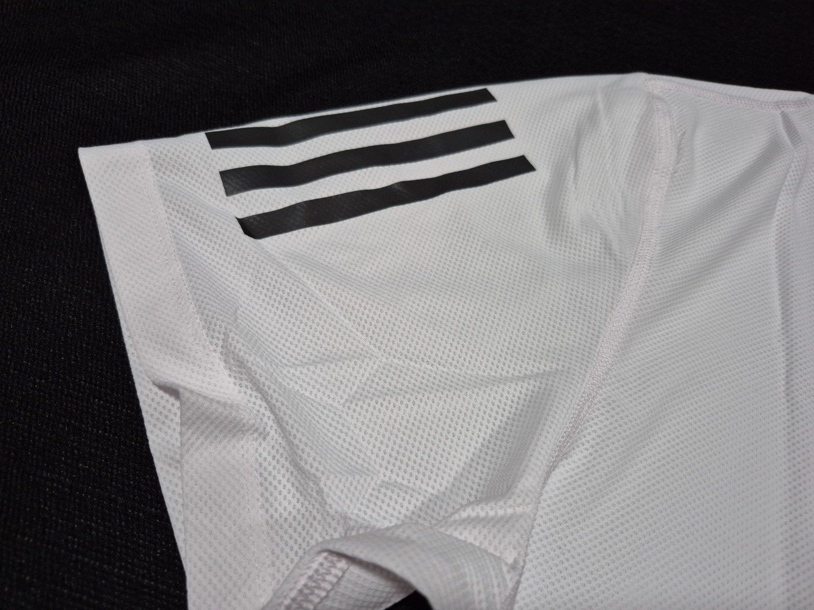 Adidas Mens OWN THE RUN Shirts S/S Training White Blackr- Jersey Jogging IK7436