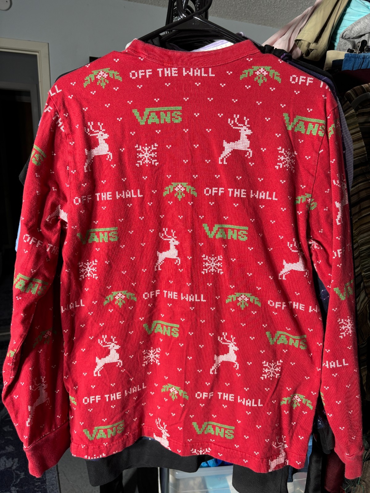 VANS Off the Wall Holiday 100% Cotton All-Over Print Long-Sleeve T-Shirt SZ Med