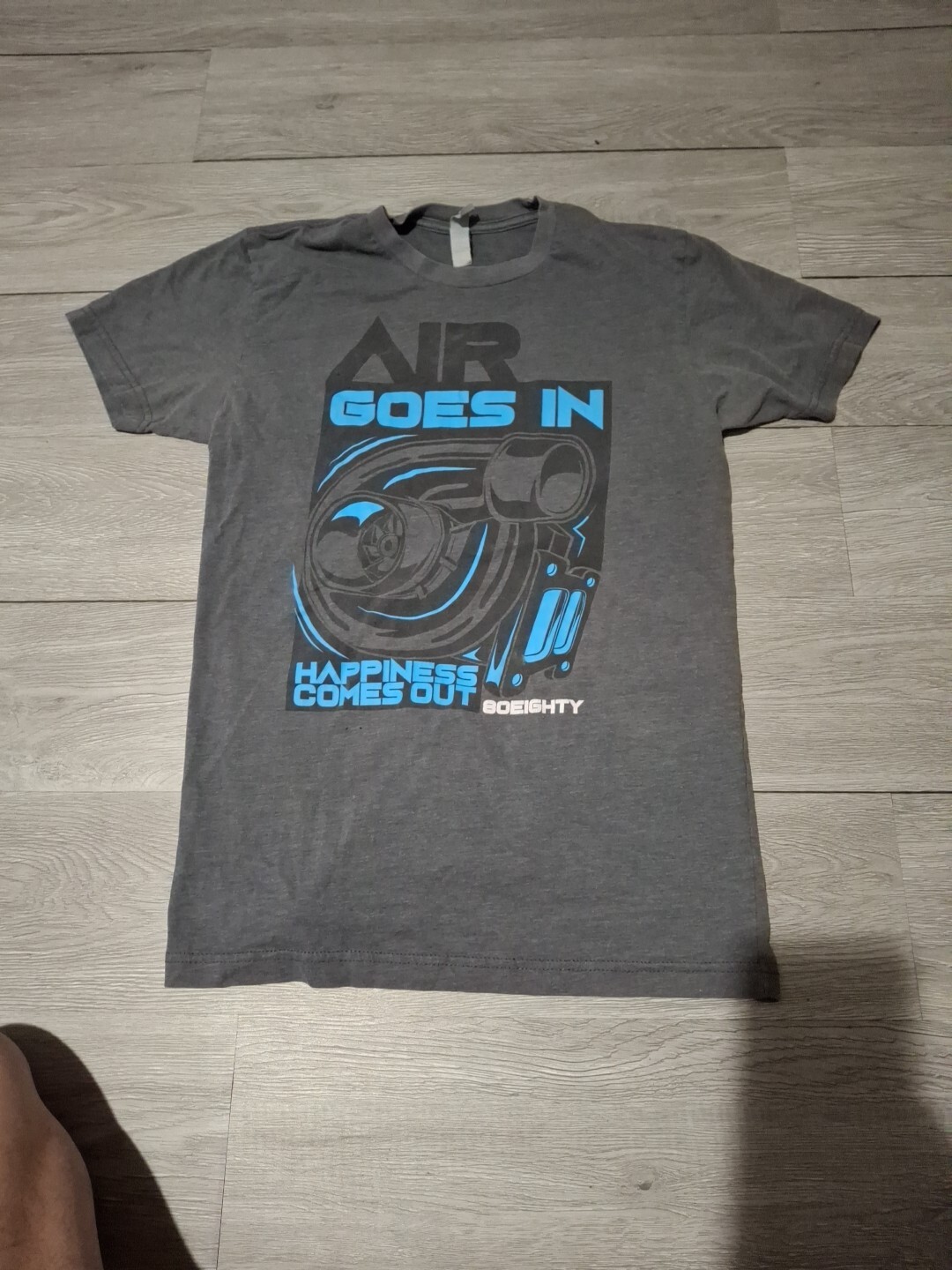 80Eighty Mens S X SMALL Printed Short Sleeve T-Shirt, Air In-Happiness Out