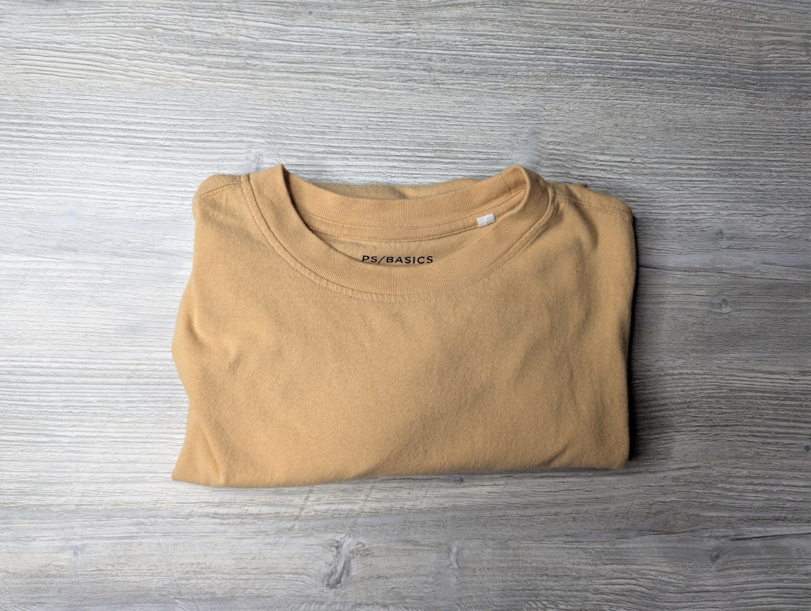 PS/Basics Men&rsquo;s T-shirt Size Small Yellow Short Sleeve Crew Neck