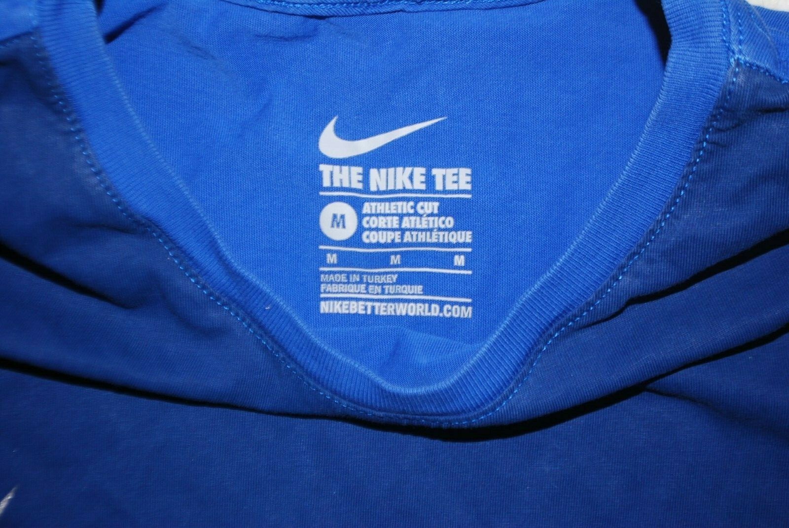 Men&rsquo;s Nike Blue/Silver Foil Swoosh Graphic T-shirt (Medium)