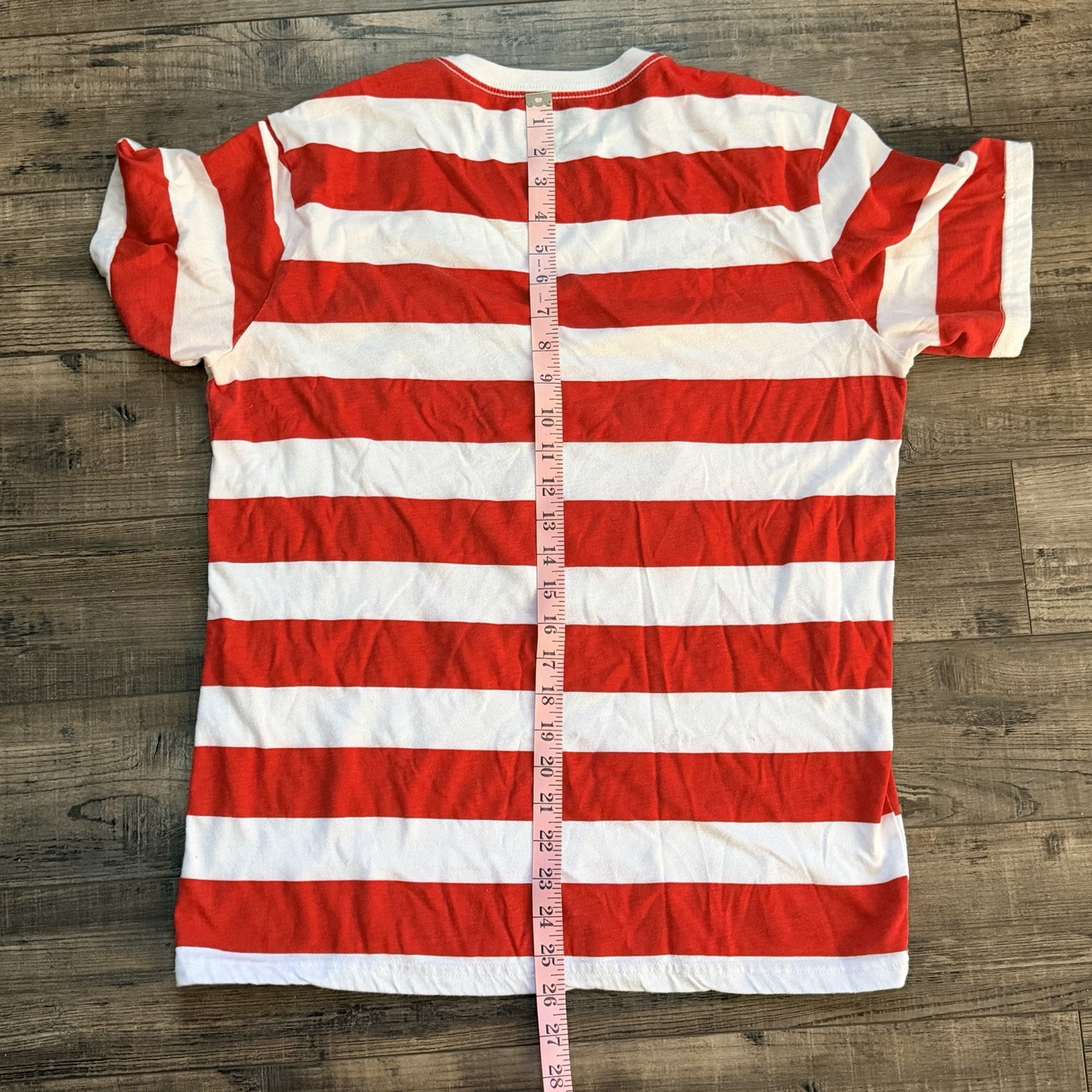Where&rsquo;s Waldo? Men&rsquo;s Red White Striped Graphic Crew Neck Short Sleeve Tee M