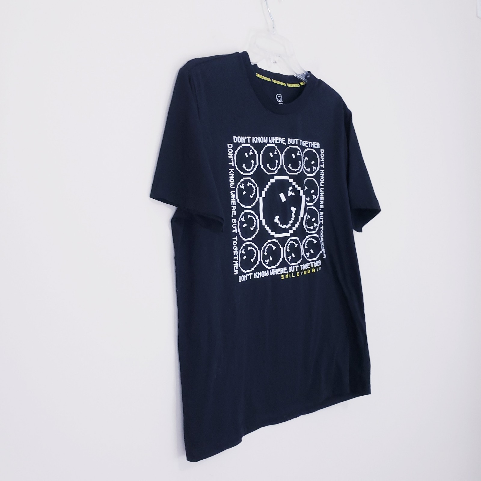 Smiley World Black Graphic T-Shirt Don&rsquo;t Know Where But Together Large Rare
