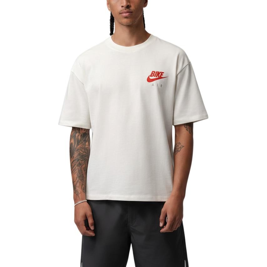 Nike T Shirts Men&rsquo;s White Crew Neck Moderate IQ8148-133 Size