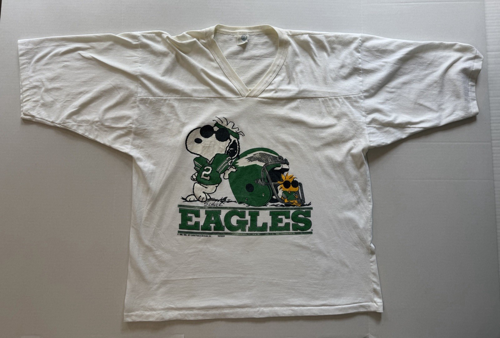 Vintage 1970s Snoopy Joe Cool Philadelphia Eagles Football T-Shirt – Size Large