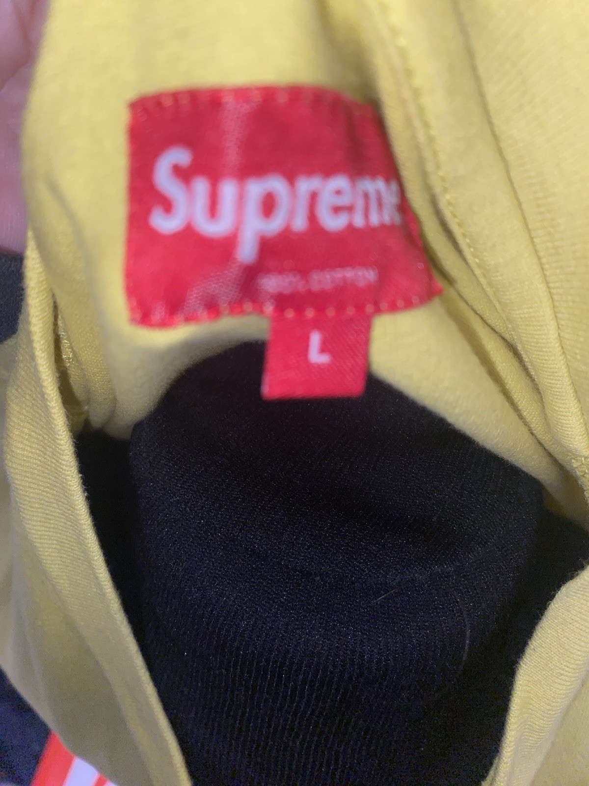 Supreme Pocket T-shirt Crest Label Size Large Embroidered Patch No Flaws