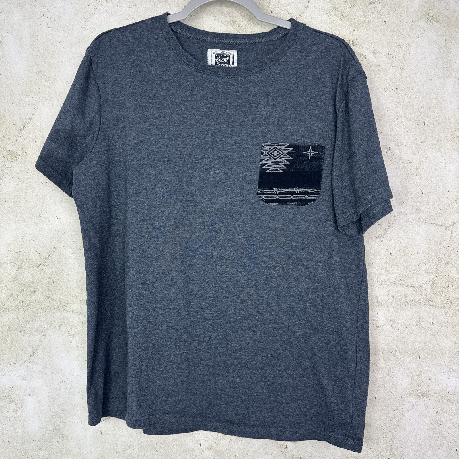 Beautiful Giant T Shirt Mens XL Dark Gray Short Sleeve Crew Neck Pocket Tee
