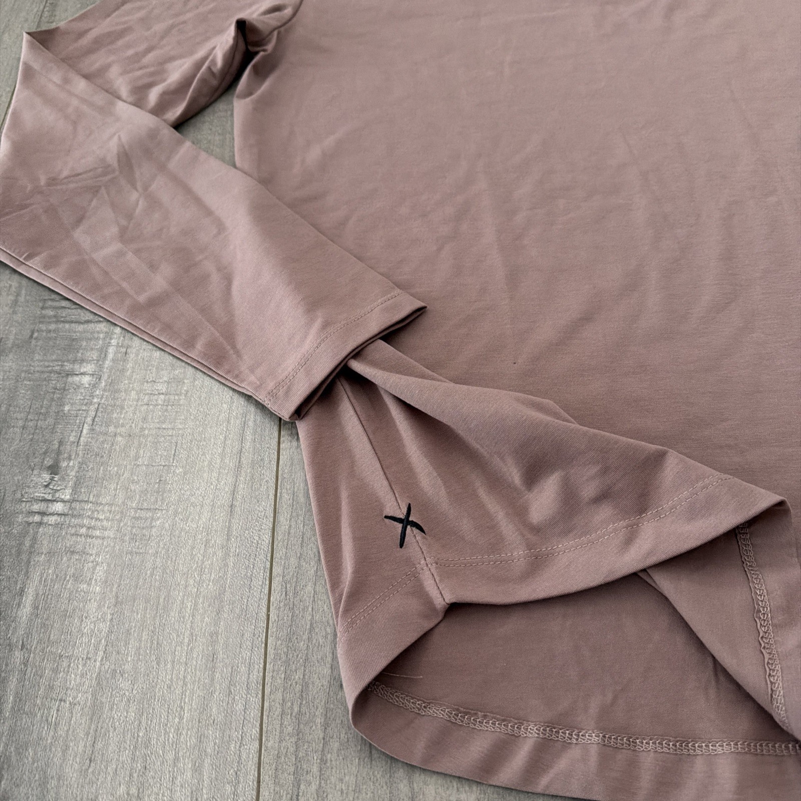 NWT Men’s Cuts Clothing Long Sleeve Curve Hem Shirt Pyca Pro Mountain Mist Mauve