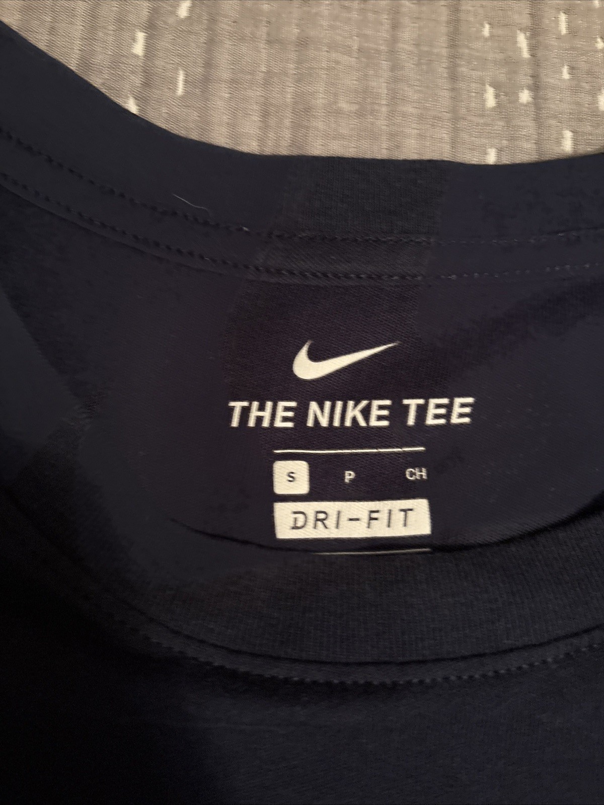 Nike “The Nike Tee” T-shirt Swoosh with Golf Logo Size Small