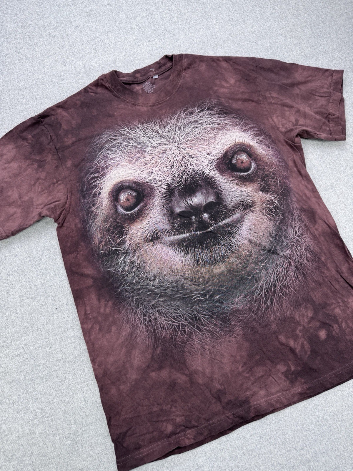 The Mountain T Shirt Mens M « Sloth Face » Liquid Blue Hand Dyed Big Face Boho Tee