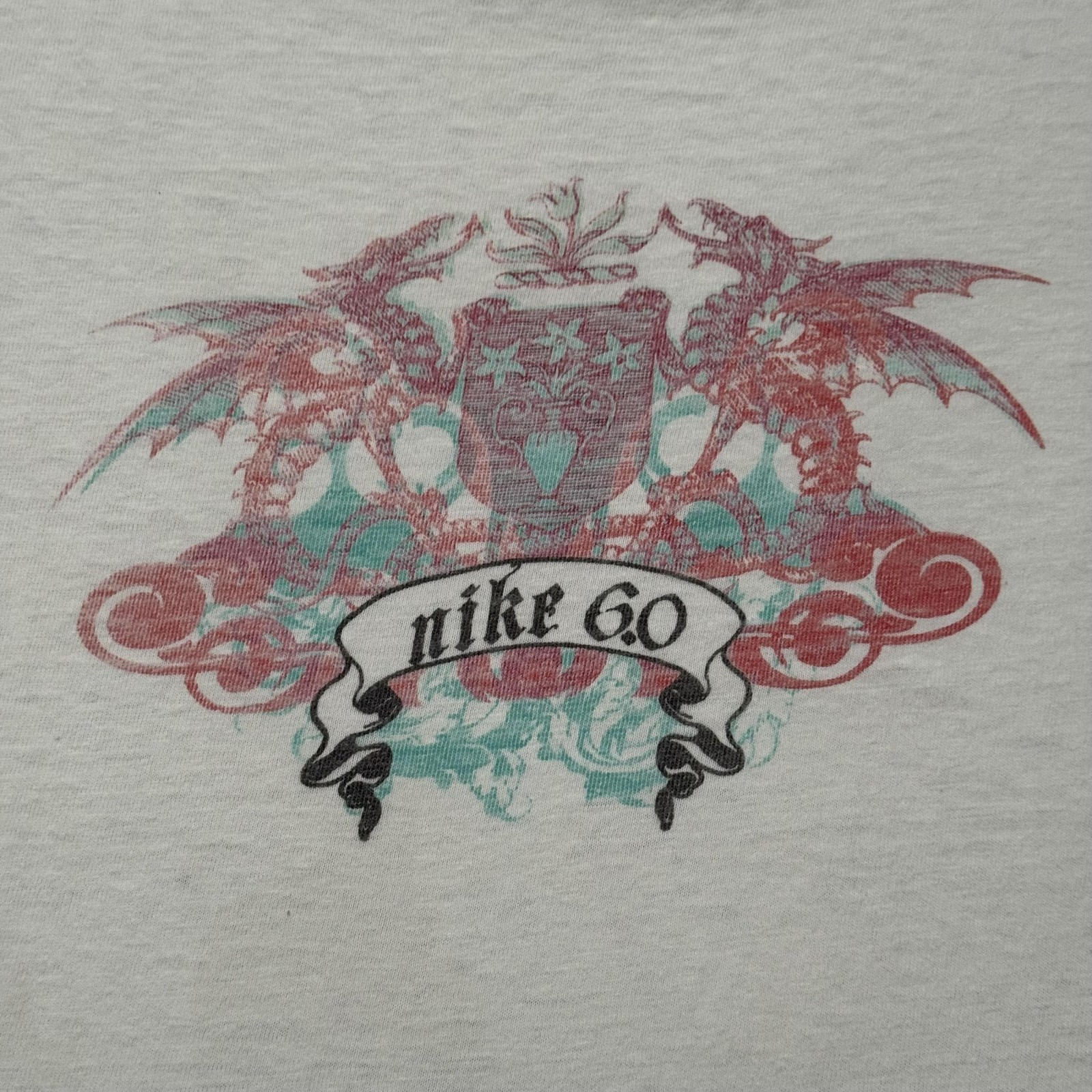 Vintage Nike 6.0 Shirt Mens XL White Dragon Crest Graphic Skate Surf Tee Y2K