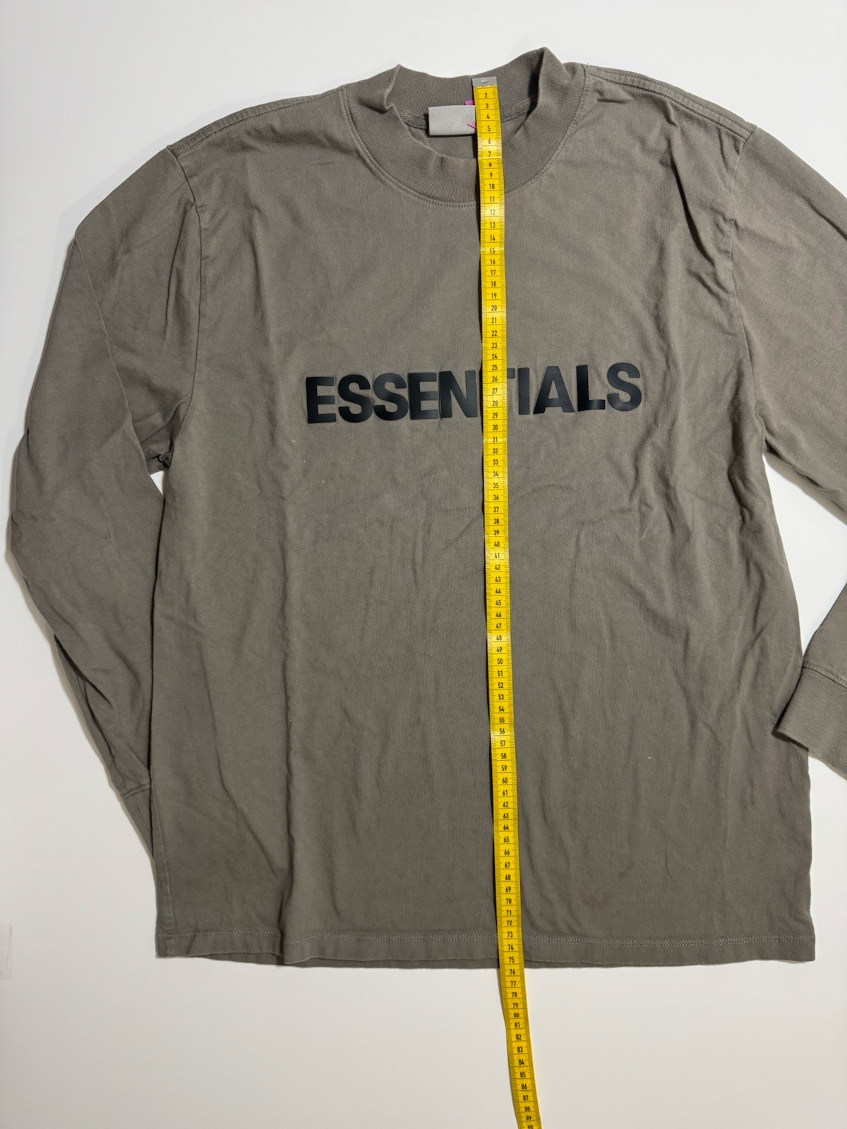 NWT AUTH FOG Fear Of God Essentials Taupe Long Sleeve T-Shirt Men L Unisex