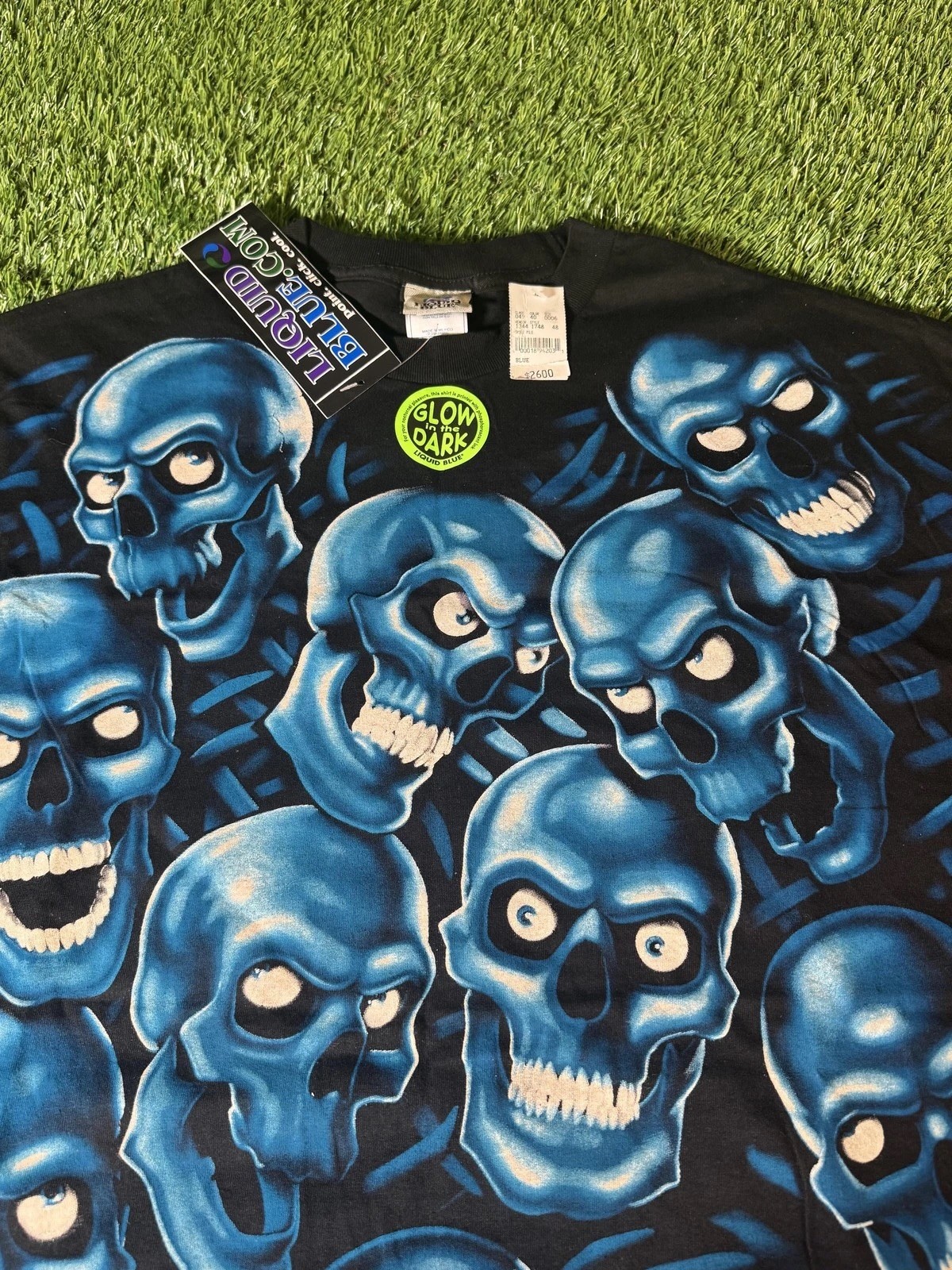 Vintage Liquid Blue Shirt Mens 3XL Black Glow In Dark Blue Skulls Graphic Tee