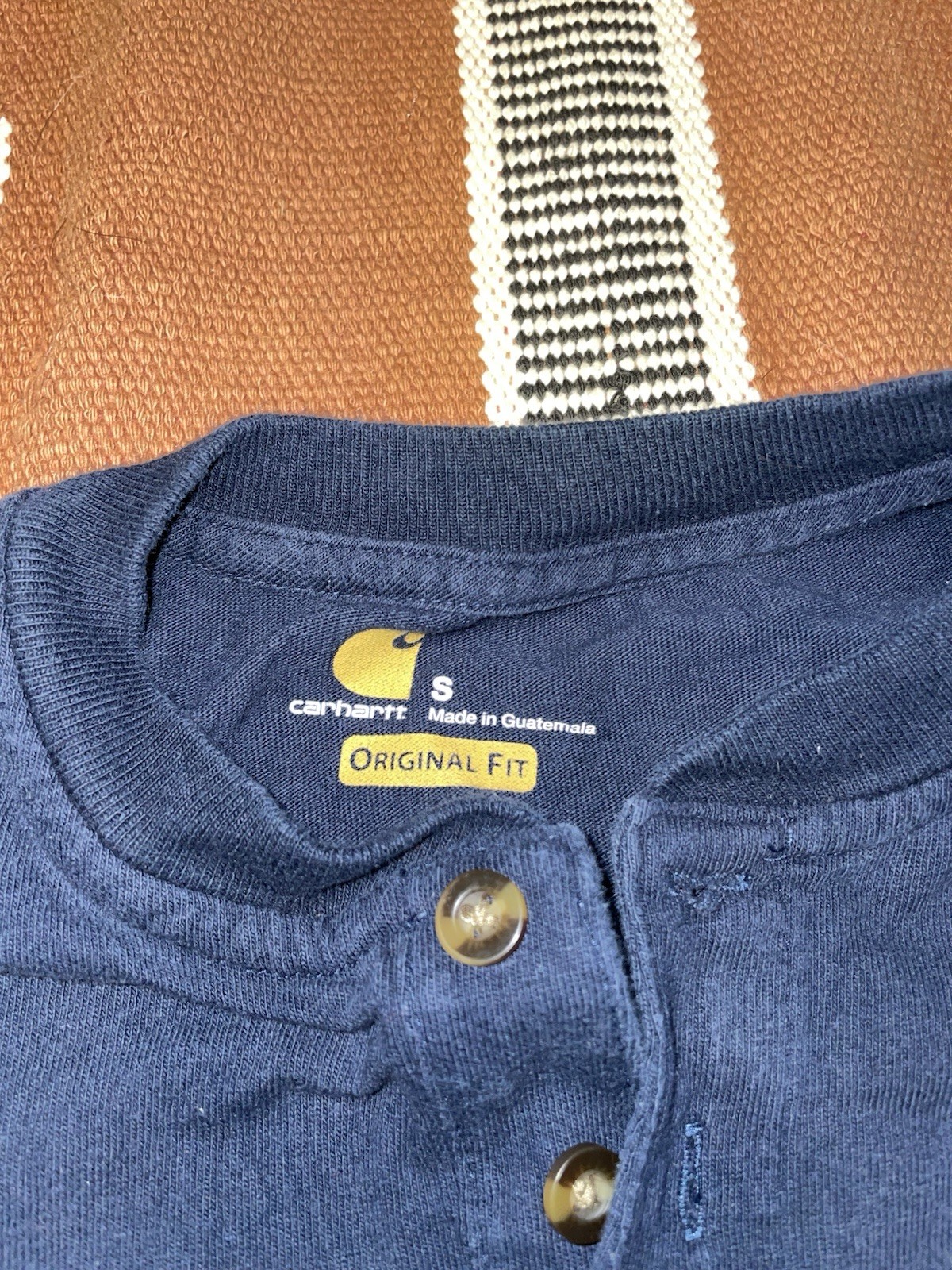 Carhartt Men&rsquo;s Loose Fit 100% Cotton Pocket Henley T-Shirt Small Blue
