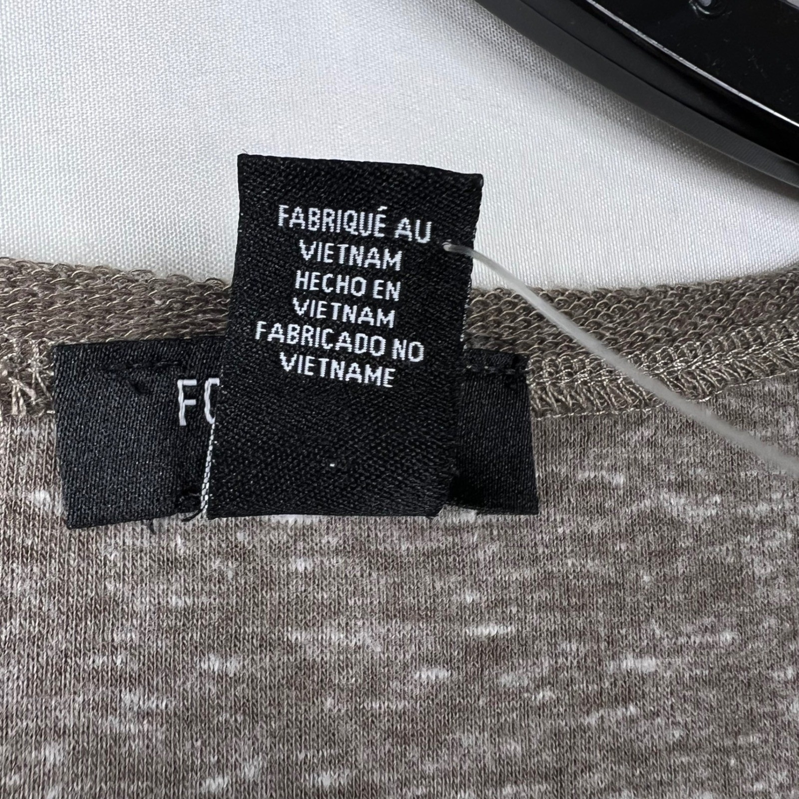 Forever 21 Brown Long Sleeve Pocket Tee Men XL Marled Crewneck Casual Minimalist