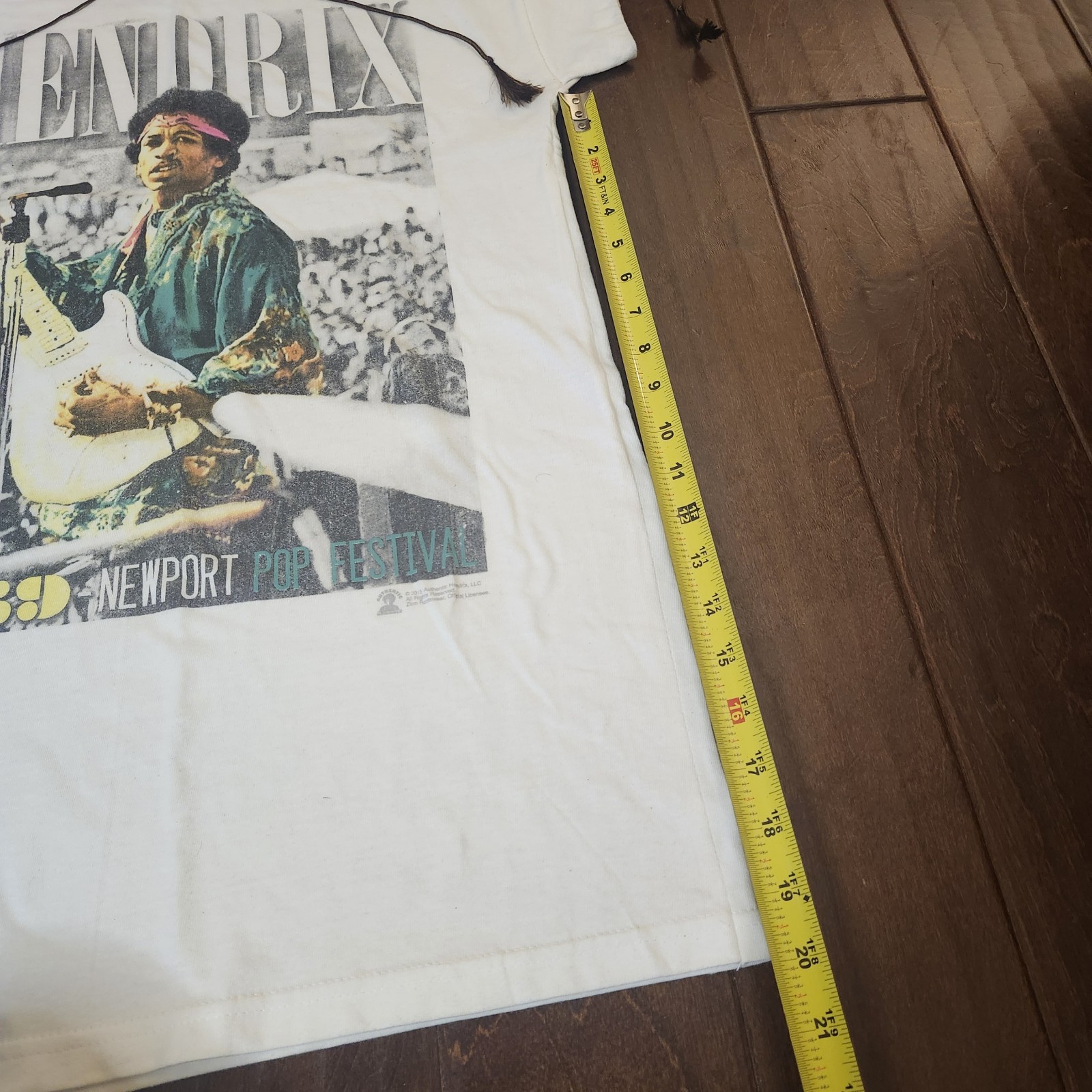 Zion Rootswear Jimi Hendrix 1969 Newport Pop Festival Graphic Tee T-shirt Size L