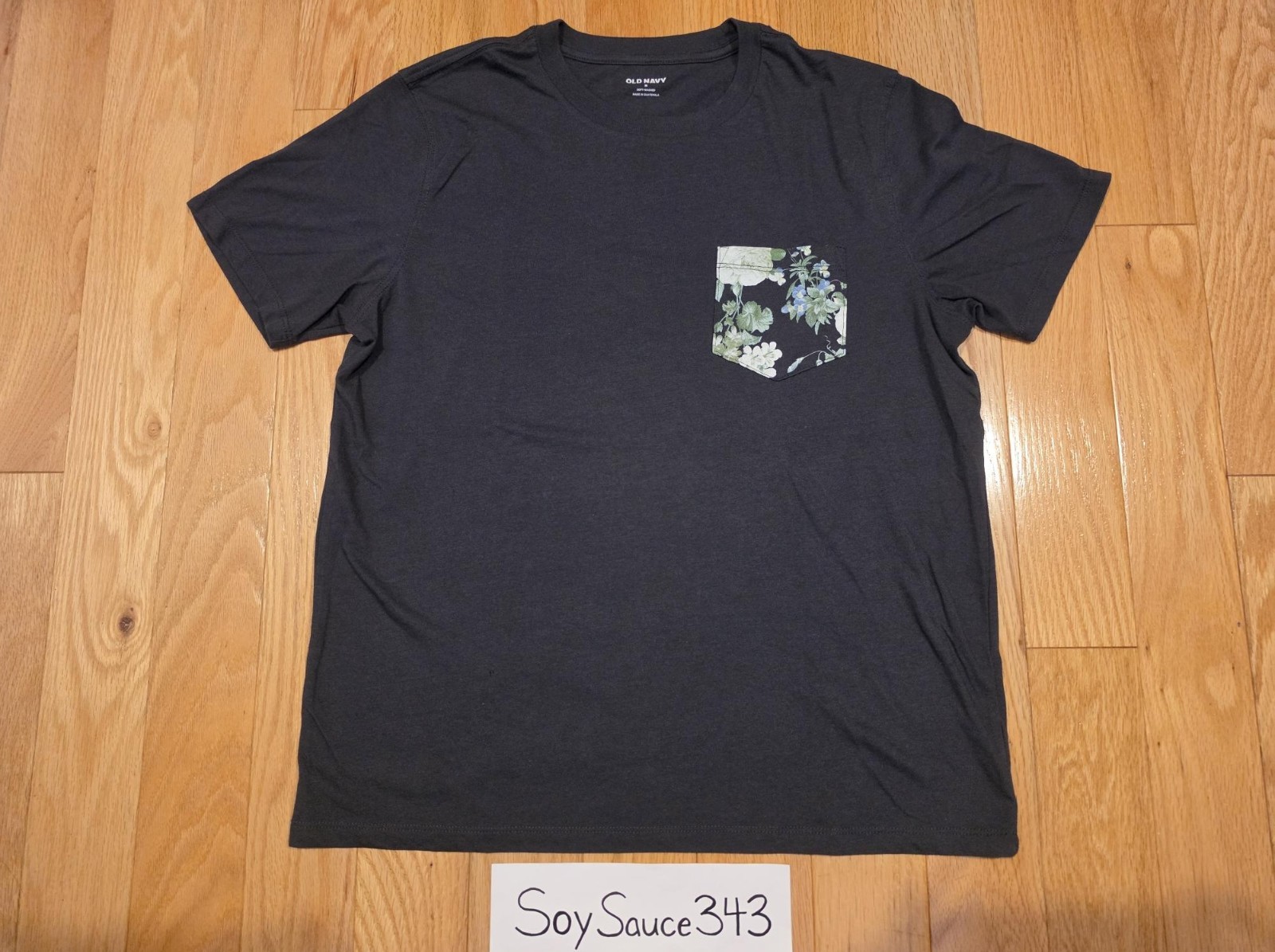 OLD NAVY MEN&rsquo;S SOFT WASHED FLORAL POCKET BLACK TEE SHIRT SIZE MEDIUM