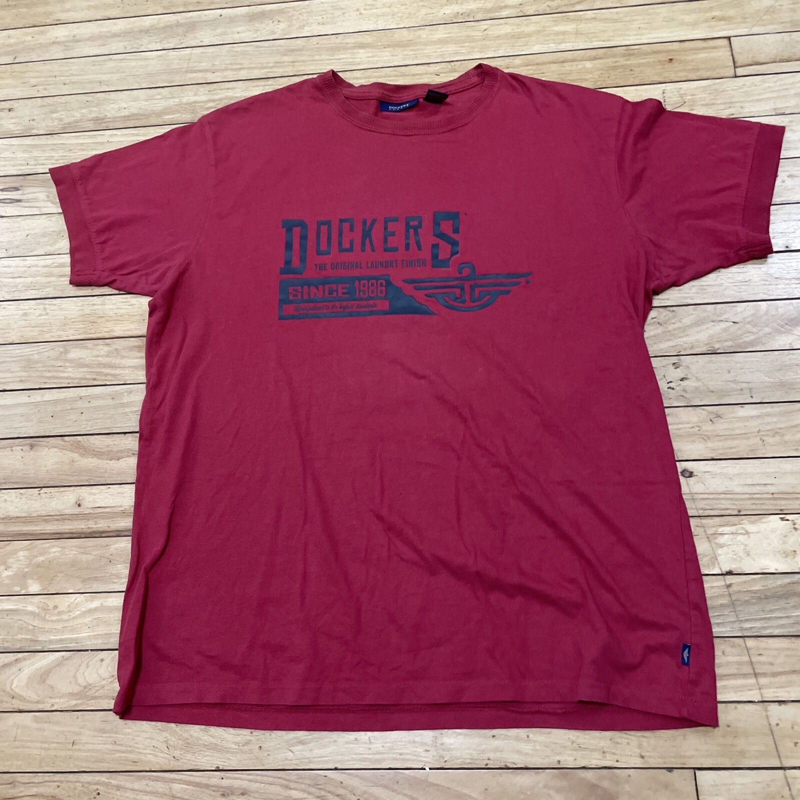 Dockers Khakis T Shirt Men XL Red Retro Laundry Finish Vtg 90s Spellout Tee XL