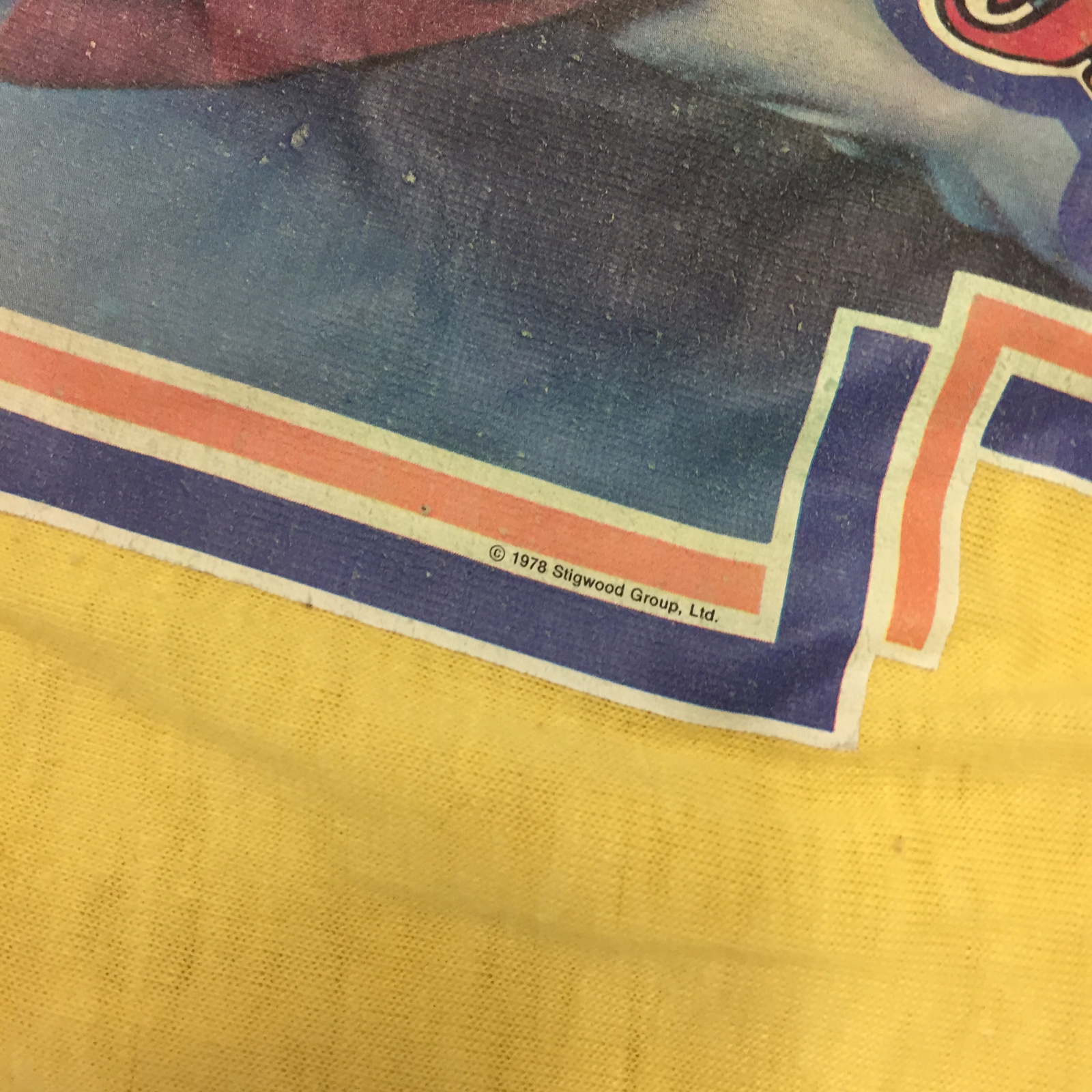 Vintage 1978 Stigwood Sgt Peppers Lonely Heart Band Mens T-Shirt Size L Yellow
